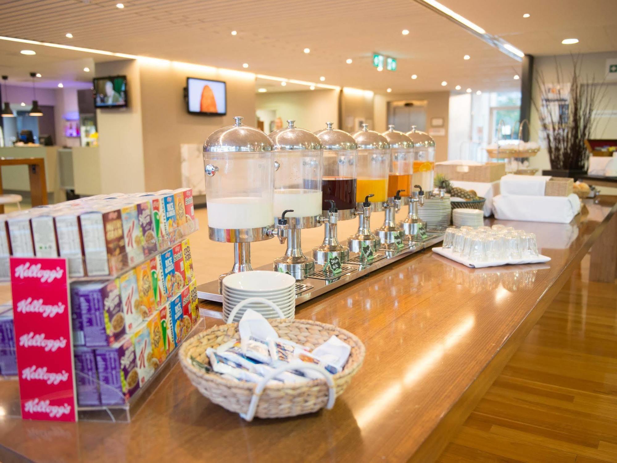 Quality Suites Pioneer Sands Wollongong Zewnętrze zdjęcie